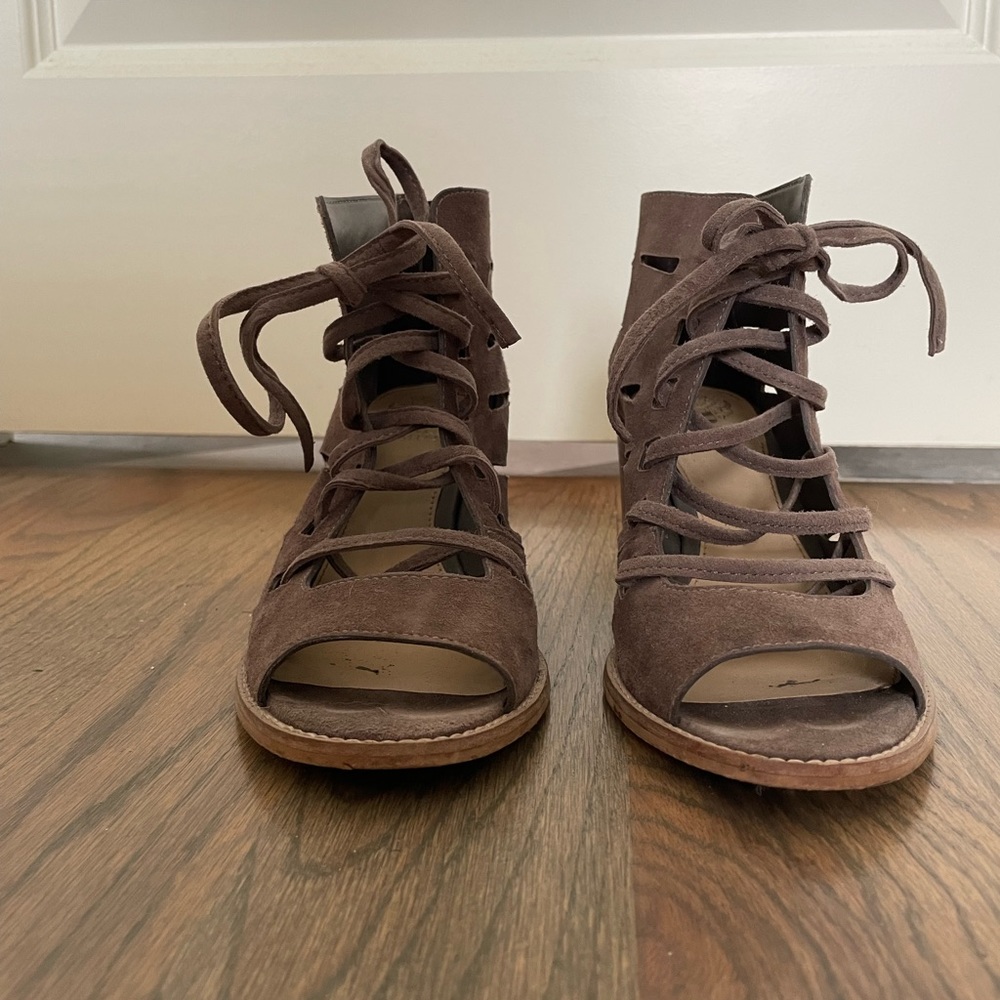 Vince Camuto open toe lace up heels - Picture 2 of 4